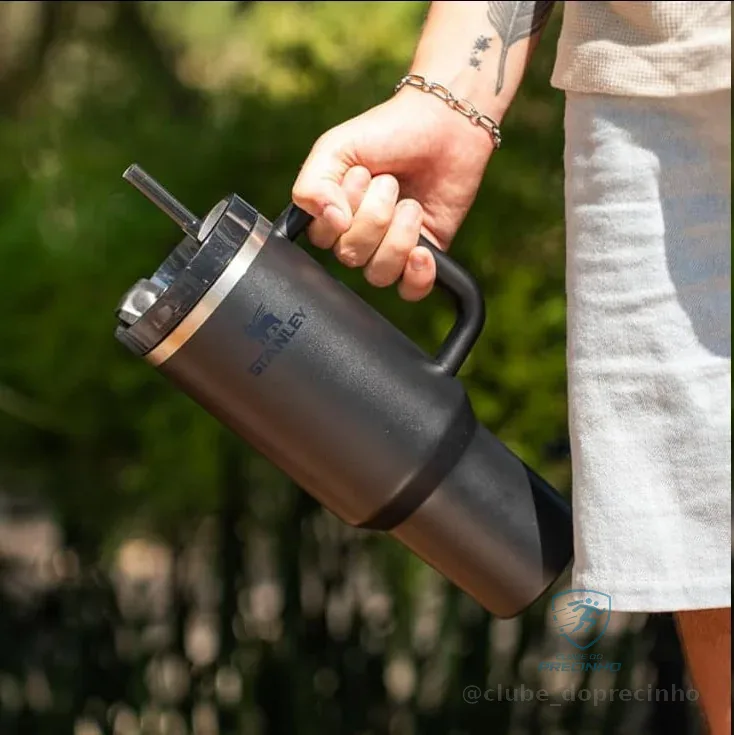 Stanley - Copo Quencher H2.0 FlowState 887ml - Copo de aço inoxidável com tampa, isolamento a vácuo, para água, chá gelado, café, smoothies e muito mais, Black 2.0