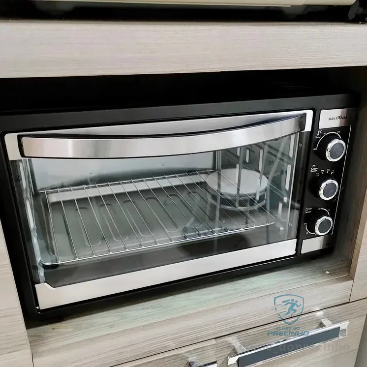 Forno Elétrico Britânia BFE55P Dupla resistência 52L 220V
