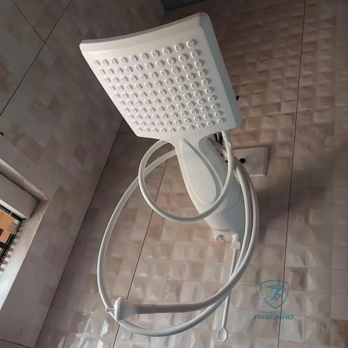 Chuveiro Ducha Lorenzetti Loren Shower Eletrônico Branco 7500w 220v 6.8 Kw