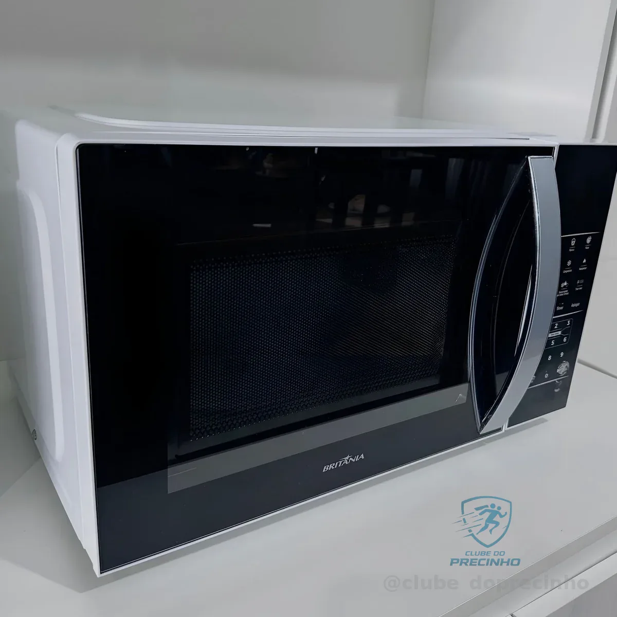 Micro-ondas Britânia 28L Espelhado Pintura Limpa Fácil