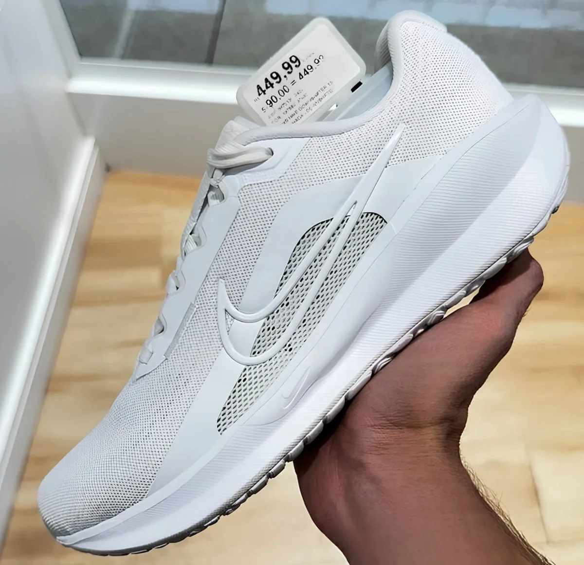 Disponível somente nas numerações 35 e 39