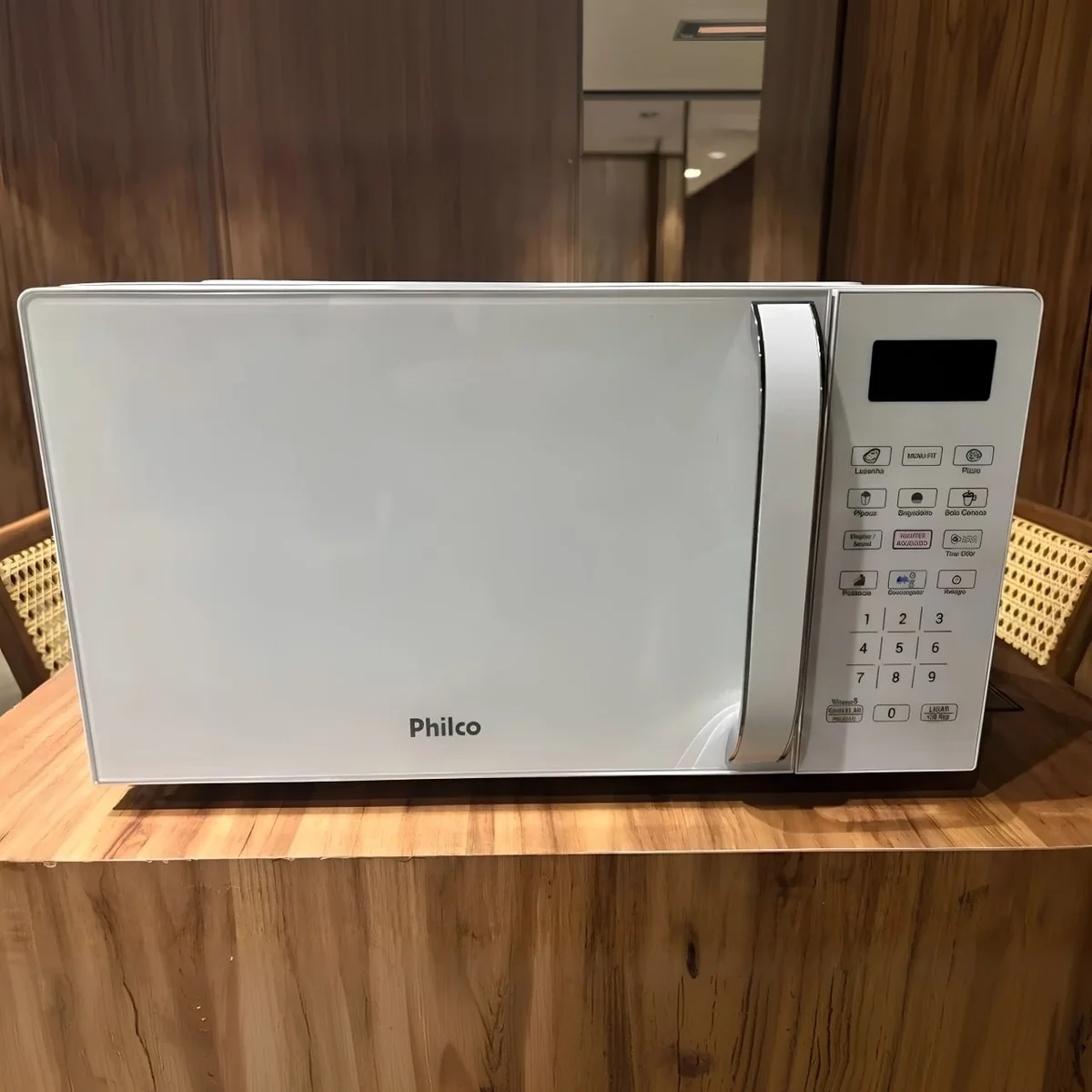 Micro-ondas Philco 20l Branco Pmo23b 110v 110v