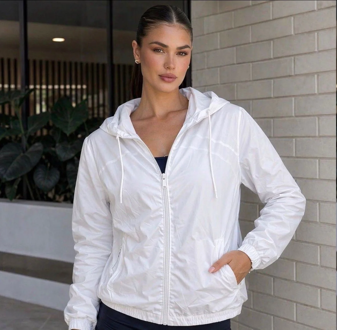 Jaqueta Feminina Izing Corta Vento Tendencia 2026 Fit Aspen Branco G Lisa