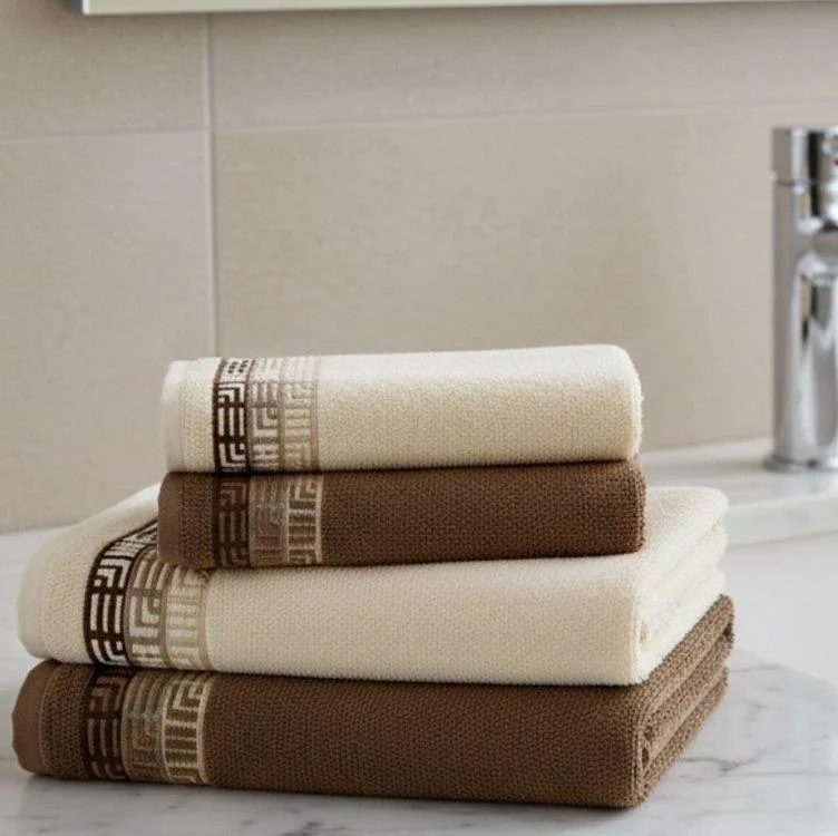 Jogo De Toalhas 4 Pçs Fio Cardado 100% Algodão Bosco Karsten Vanilla/ Marrom