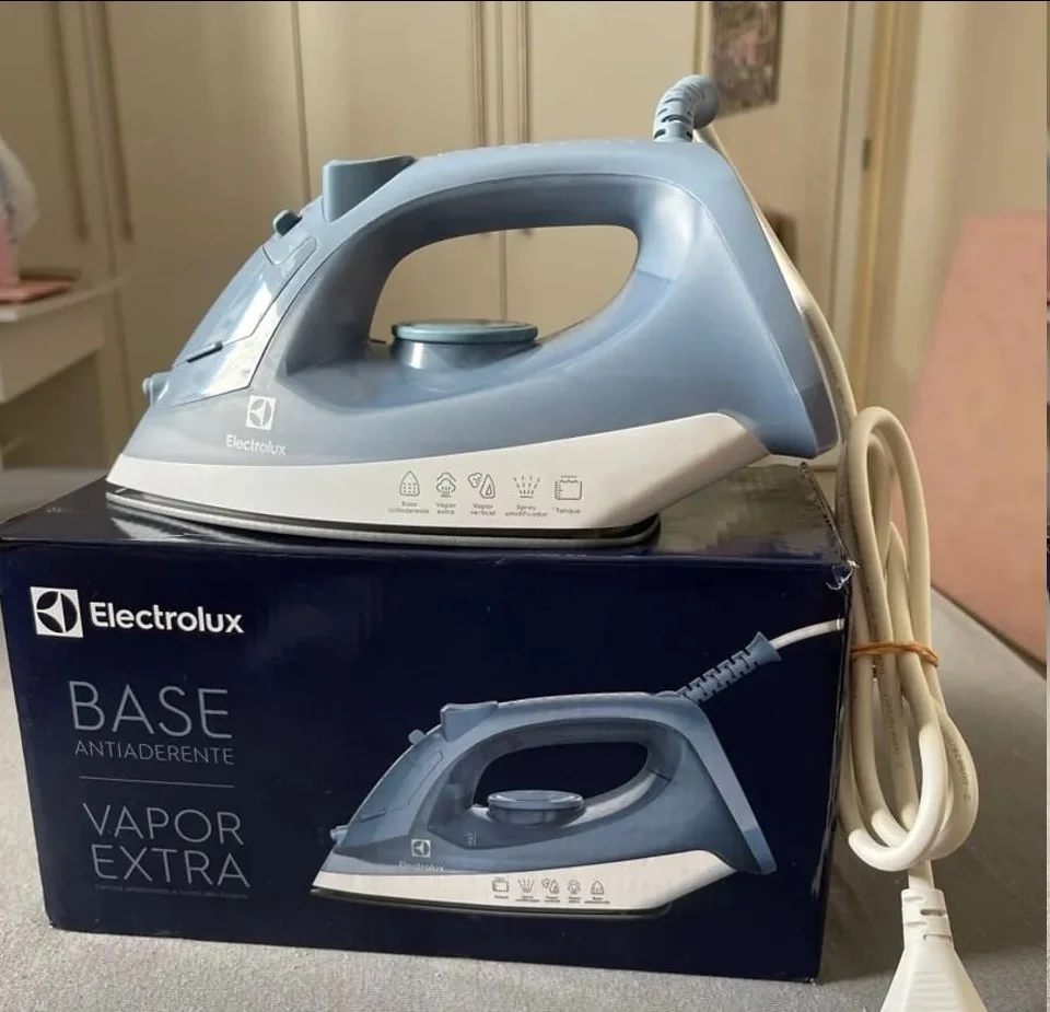 Electrolux Efficient Esi10 A Vapor E Ferro Seco, Cor Azul 220v
