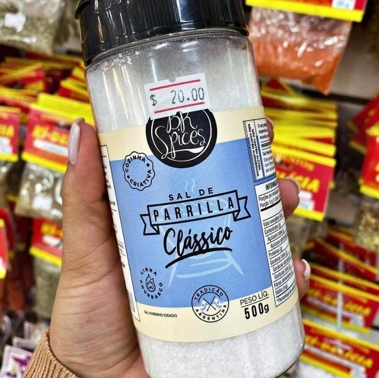 O desconto entra selecionando a opção em recorrência