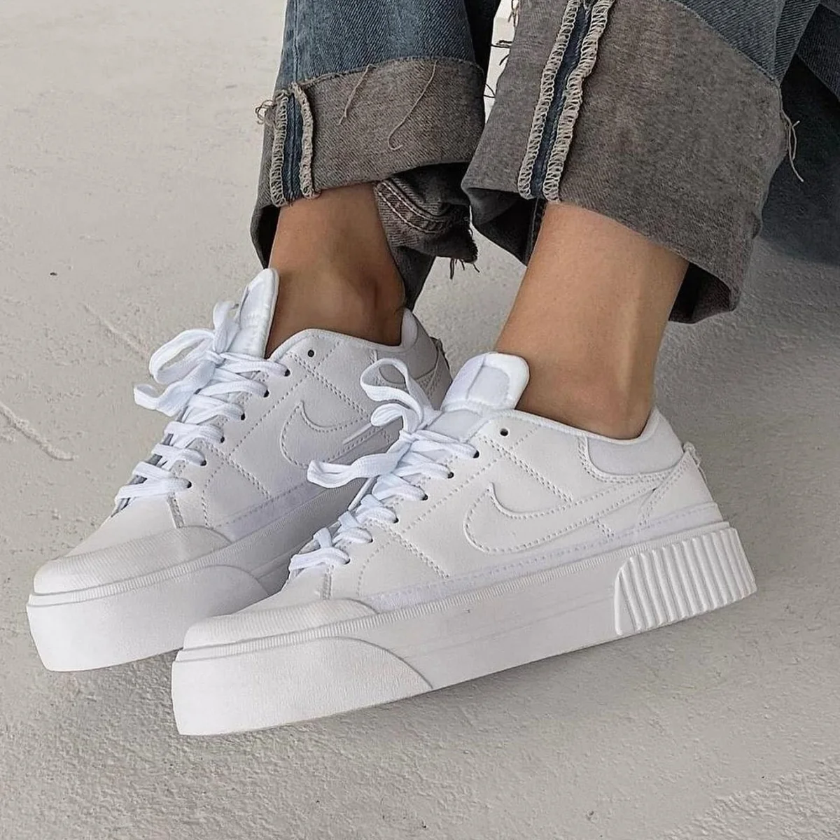 Tênis Nike Court Legacy Lift Feminino