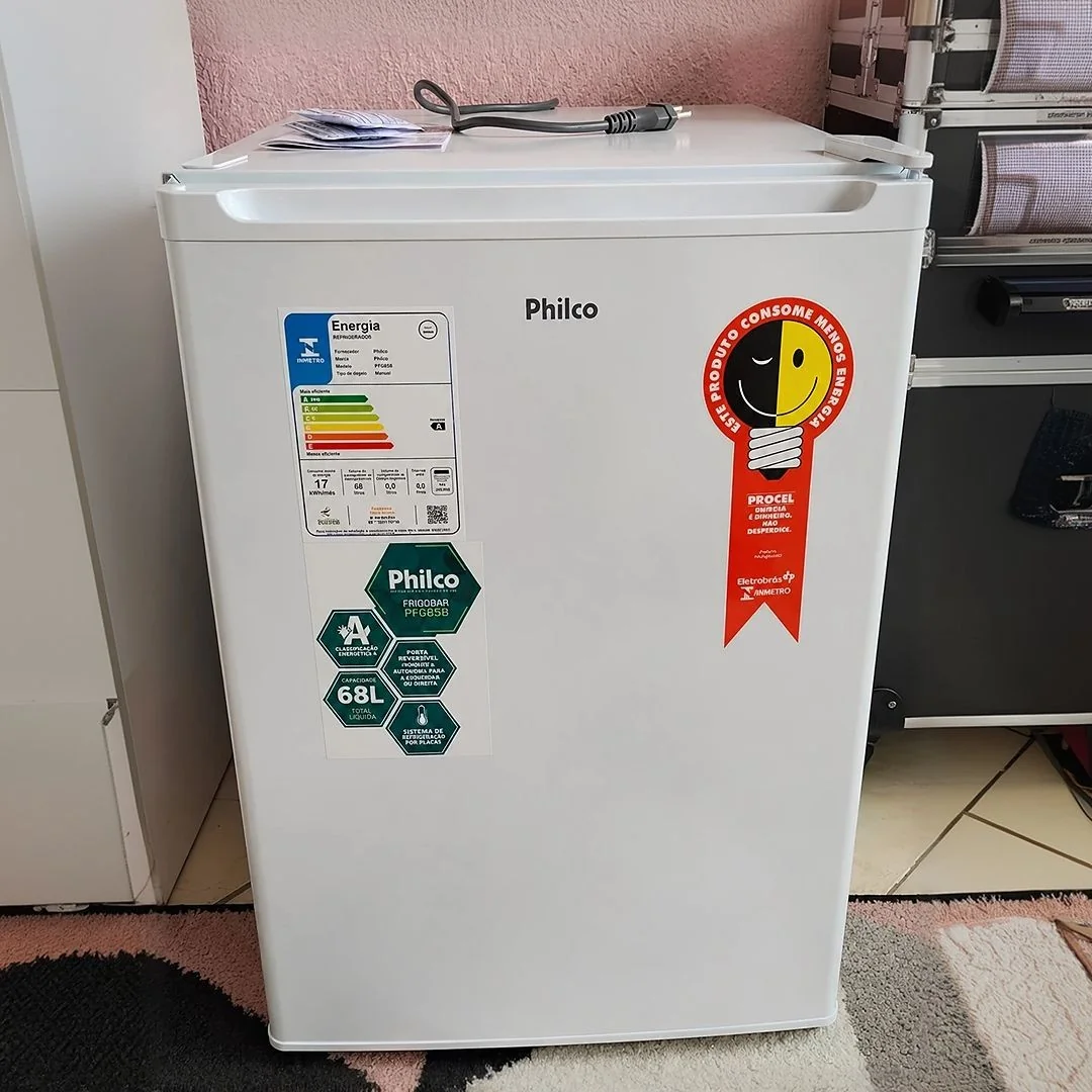 Frigobar Philco Pfg85b 68 Litros Porta Reversível Cor Branco 127v