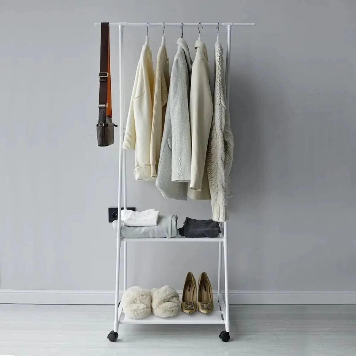 Arara De Roupas Cabideiro Sapateira Loja Prateleira Quarto Cor Branco