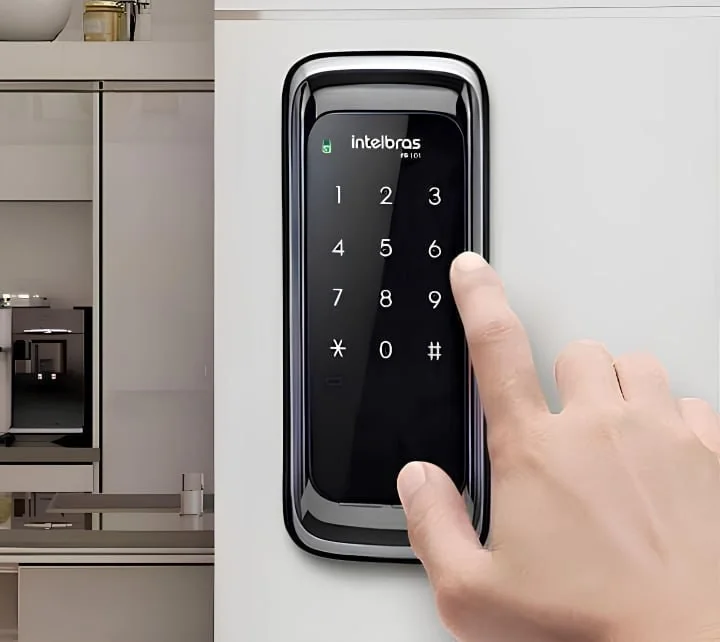 Fechadura Digital De Sobrepor Touch Screen Fr 101 Preta Intelbras Preto