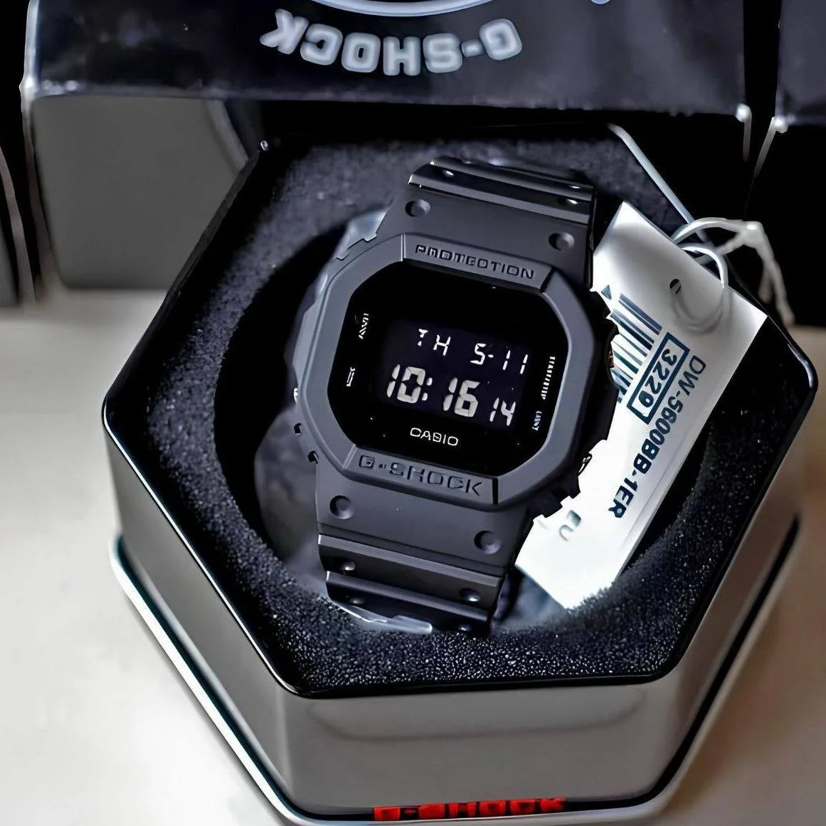 Relógio Casio Masculino G-shock Digital Preto Dw-5600bb-1dr Preto